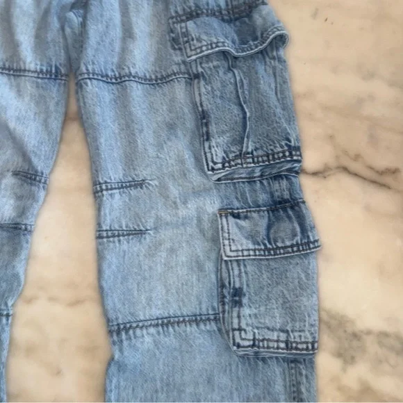 Abercrombie Kids baggy cargo blue jeans size 11/12 - Picture 2 of 12